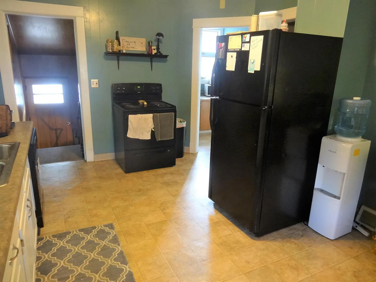 5 bed, $2,025 — Photo 3