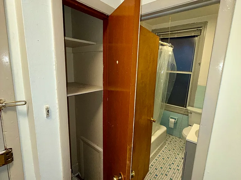 157 N 21st St #3 — Photo 9