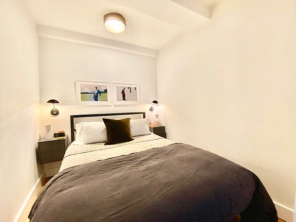 4th image of 465 W 23rd St APT 5H