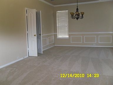 3rd image of 6400 Martha Ct