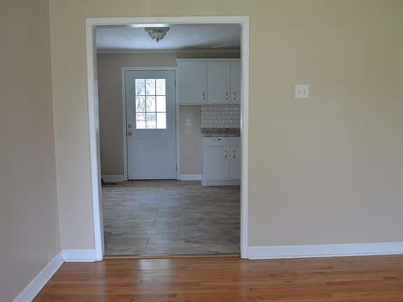 3rd image of 503 Kirby Dr SE