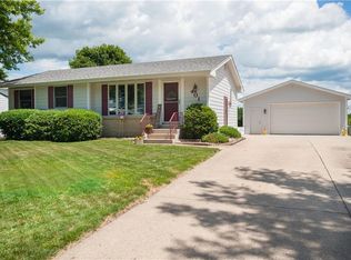 401 Lincoln St NE, Bondurant, IA 50035