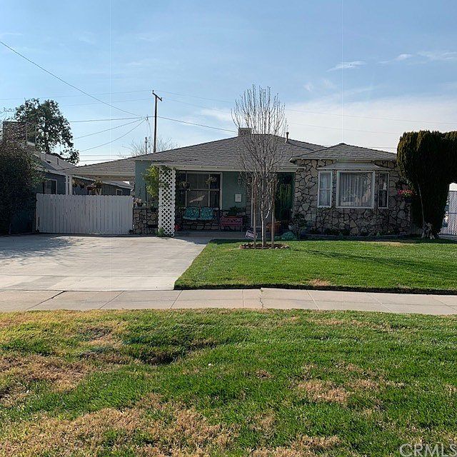 1st image of 3168 N Sierra Way