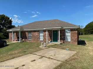 204 Jordan Cv, Senatobia, MS 38668
