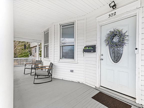 2nd image of 308 Mayflower Avenue