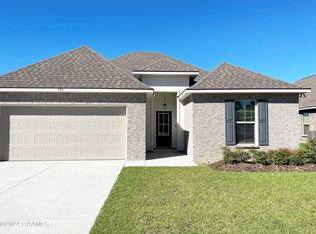106 Wild Cherry Ln, Lafayette, LA 70508