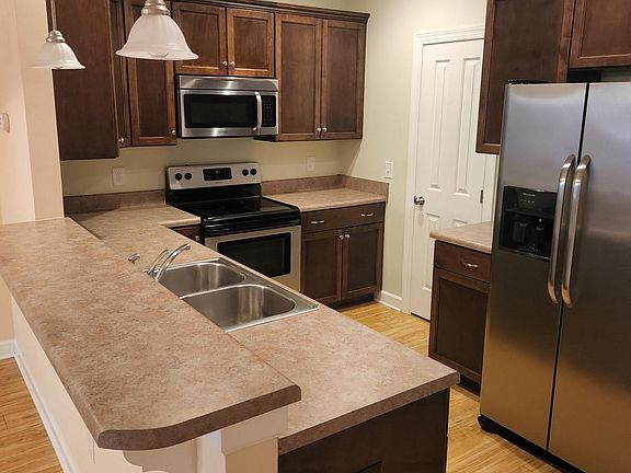 Range, MW, Ref w/ ice maker