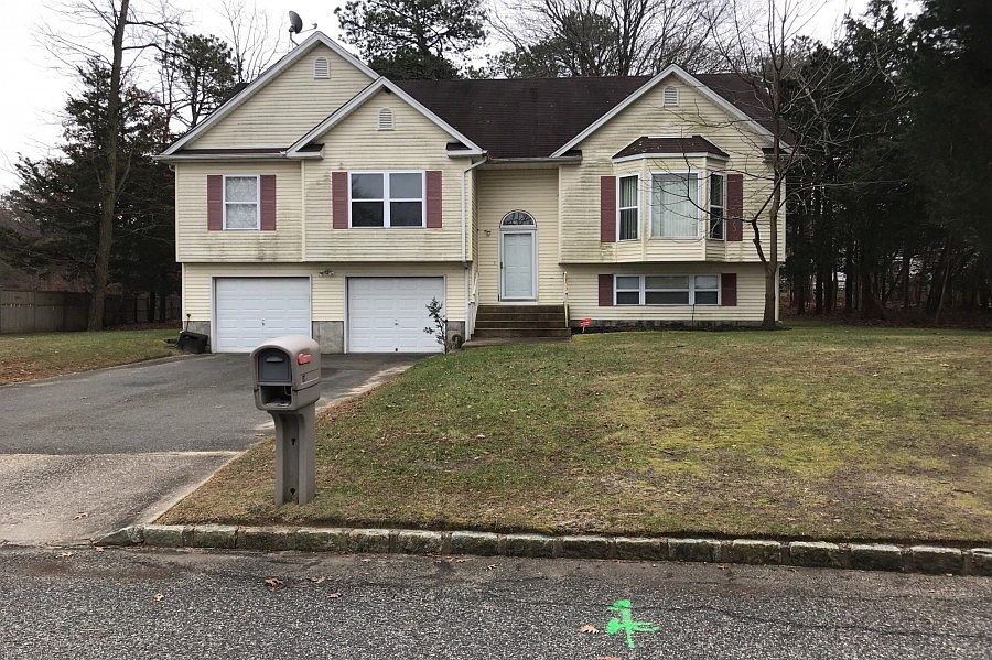 1st image of 59 Samantha Dr