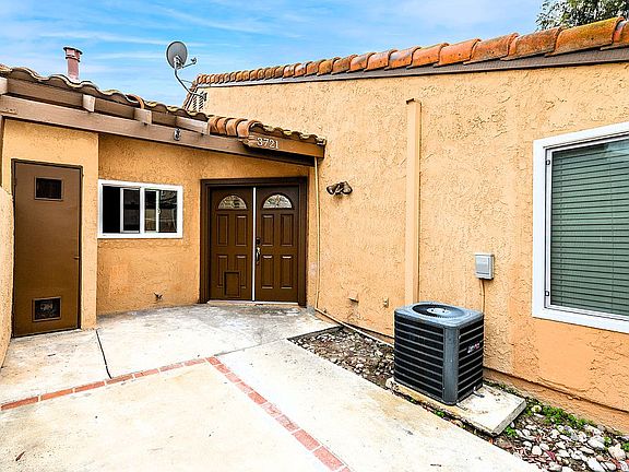 4th image of 3721 Florida St