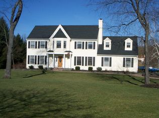 5 Elmwood Ln, Washington, NJ 07882