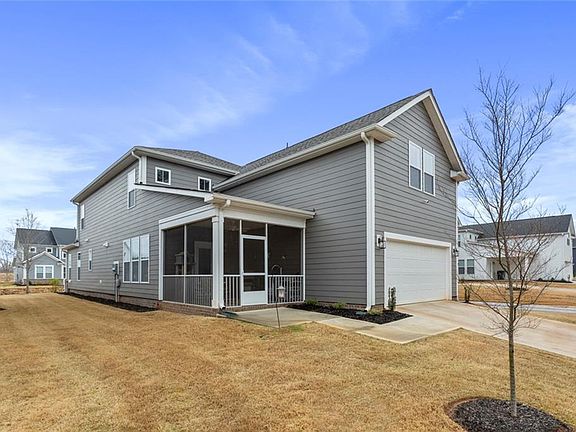 4th image of 108 Founders Blvd
