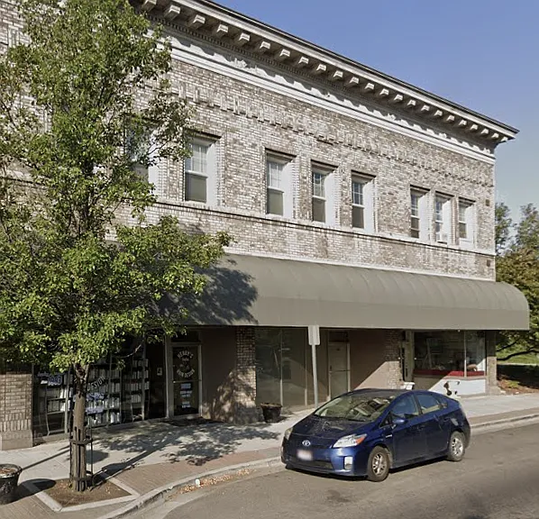 416 W Lewis St — Photo 10
