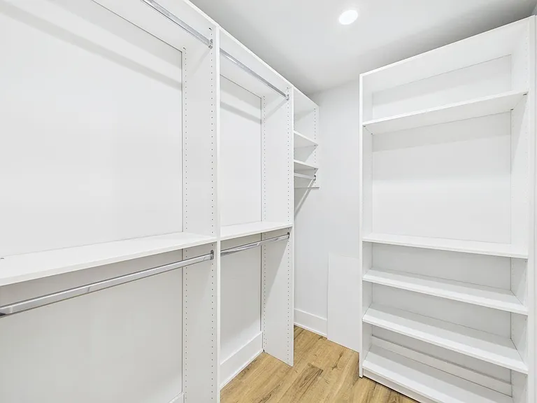 212 Bainbridge St #3 — Photo 16