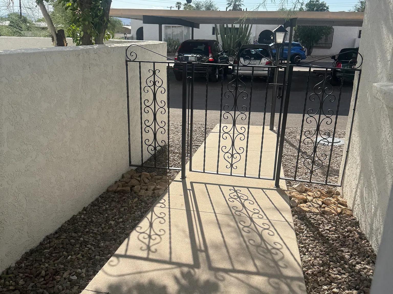 2 bed, 1200 sqft, $1,695 — Photo 2