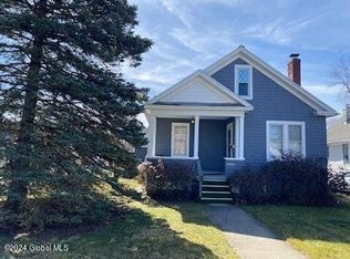 2046 The Plz, Schenectady, NY 12309