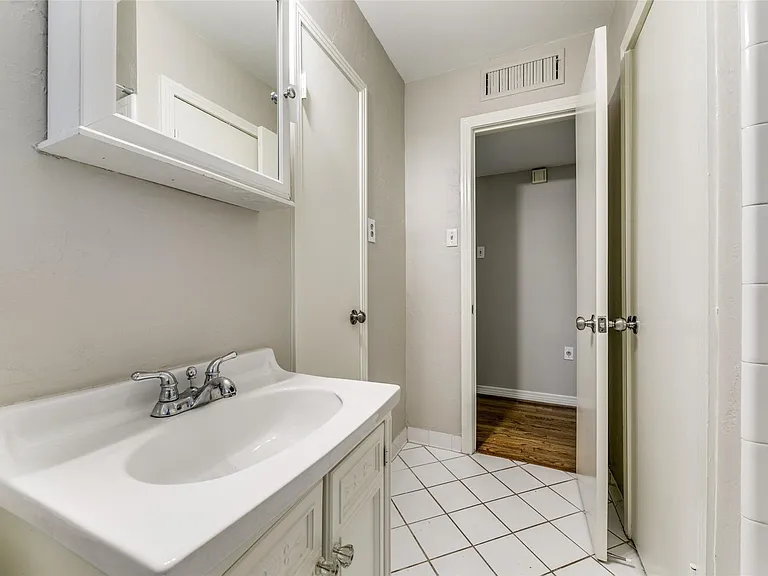 6545 Winton St — Photo 19