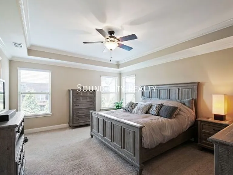 5128 Mountainbrook Cir — Photo 16