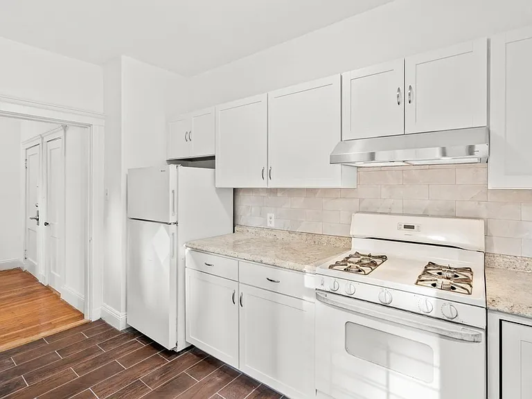 189 Chestnut Hill Ave #8 — Photo 6