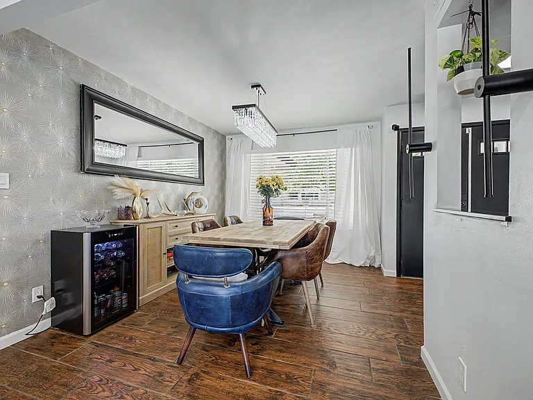 1958 E Laguna Dr — Photo 13