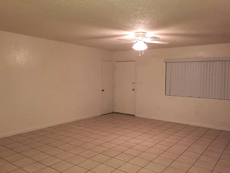22850 Adrienne Ave — Photo 2