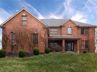 120 Ridgemont Dr, Cranberry Township, PA 16066