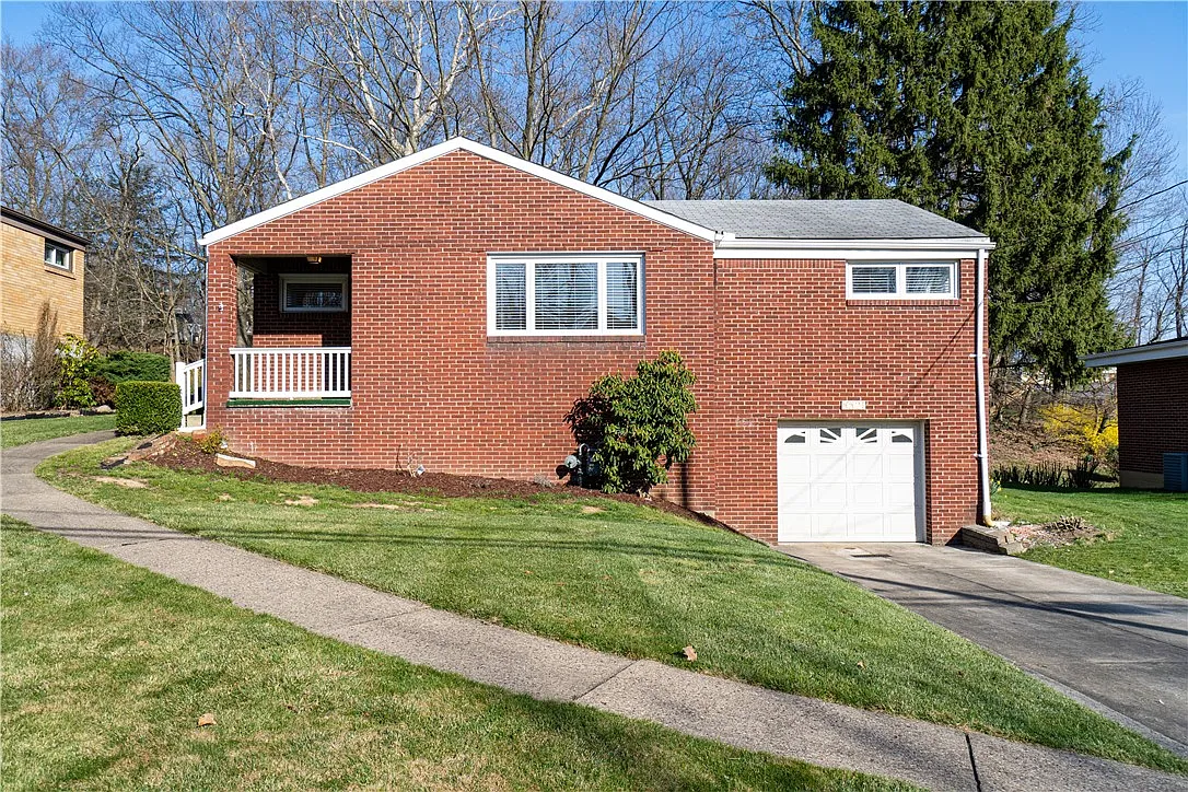 5521 California Ave photo 1