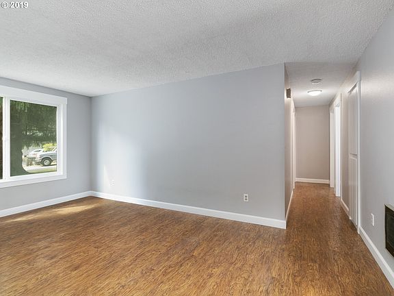 2nd image of 3515 NE 125th Ct