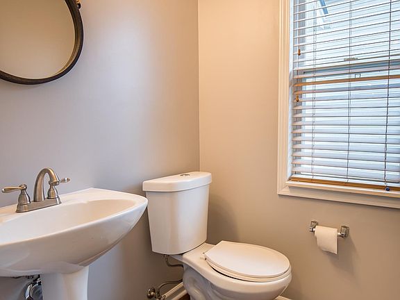4th image of 1728 Stone House Ln