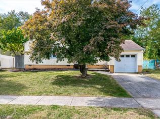 36 Arden St, Somerset, NJ