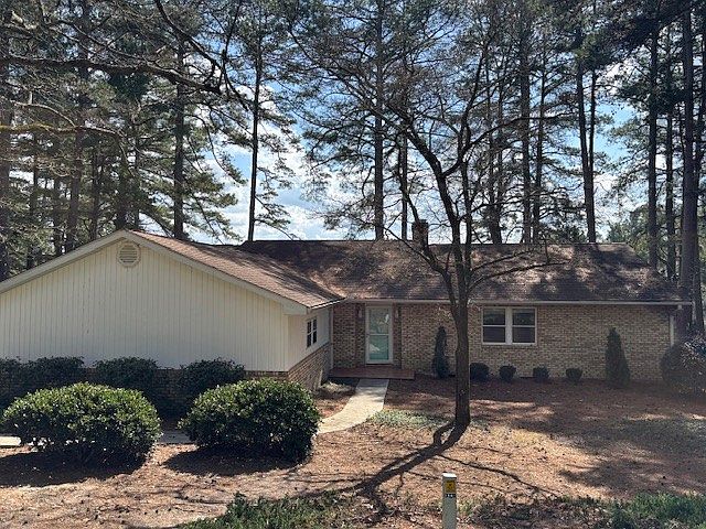 1st image of 60 Gingham Ln