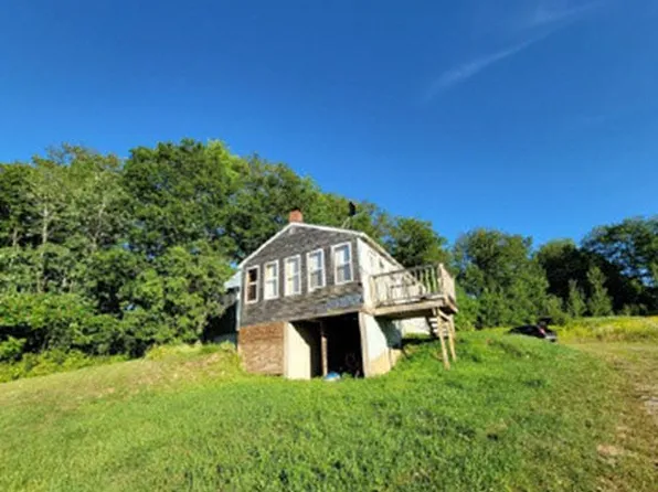 147 Hall Hill Rd, Brooks, ME 04921