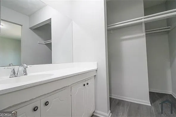 3158 Olive Tree Ct — Photo 20