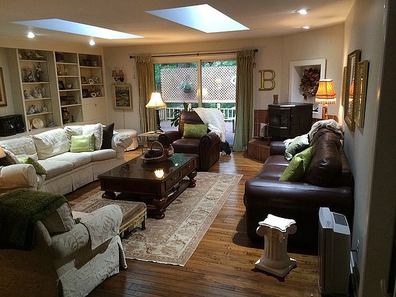 4th image of 6N080 Knollwood Dr