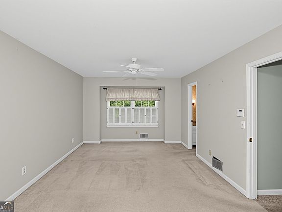 4th image of 110 Jade Cove Cir
