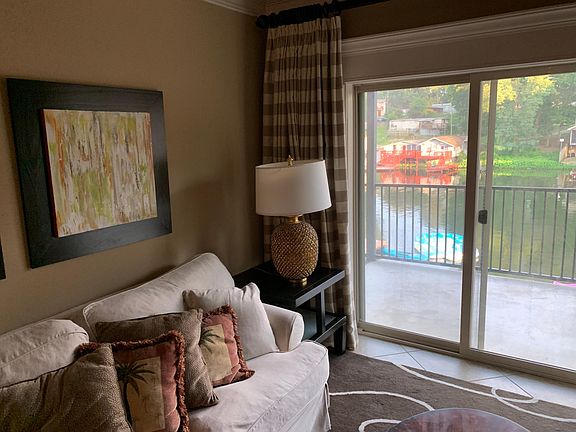 5th image of 503 Lakeland Dr APT C3