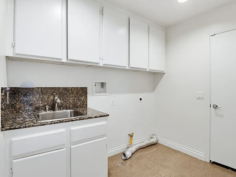 1100 Corrales Ln — Photo 24