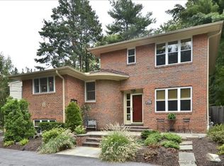 9011 Alton Pkwy, Silver Spring, MD 20910