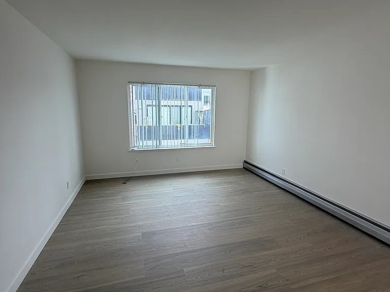 1635-1637 Leavenworth St #305 — Photo 3