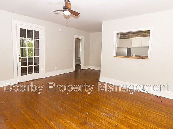2nd image of 12 Bellflower Cir Unit 1