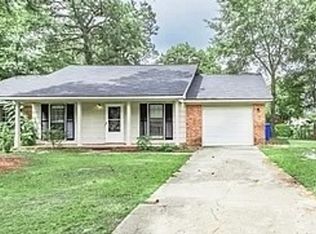 1120 Patrick Dr, Fayetteville, NC 28314