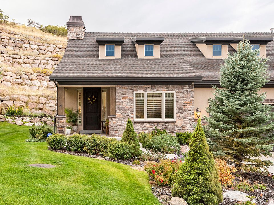 1st image of 10858 Hidden Wood Dr