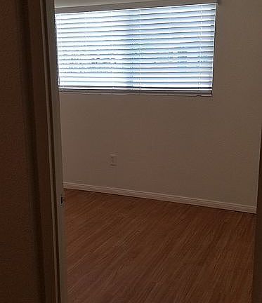 3rd image of 353 E Brighton Ave