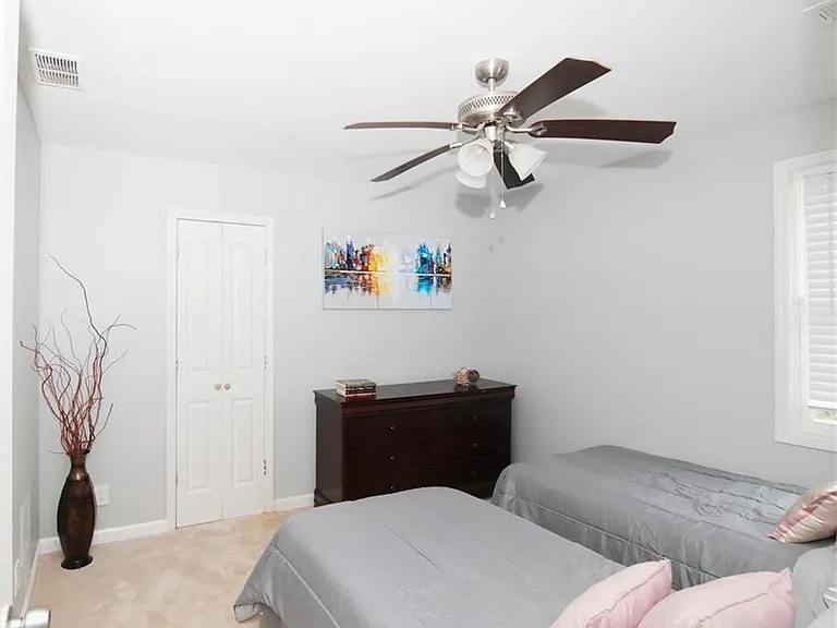 531 Allendale Dr — Photo 19