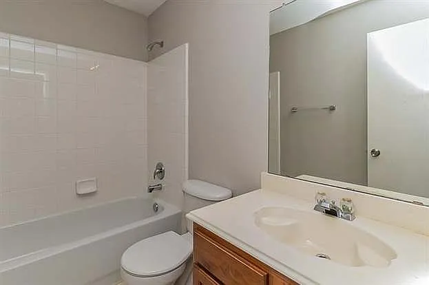 2404 Glenhaven Dr — Photo 61