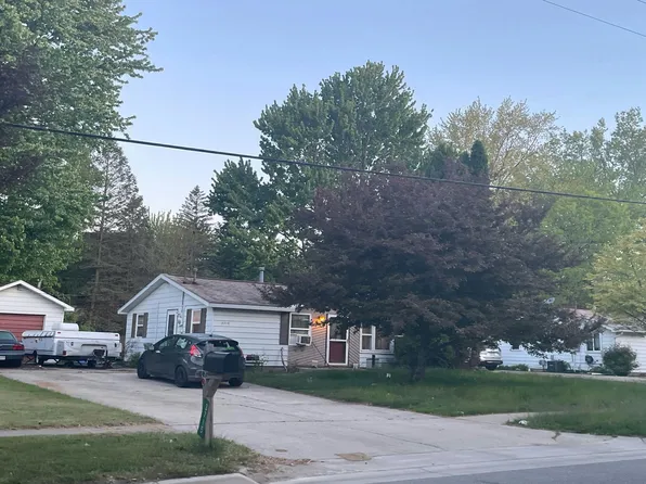 3715 Waldo Ave, Midland, MI 48642