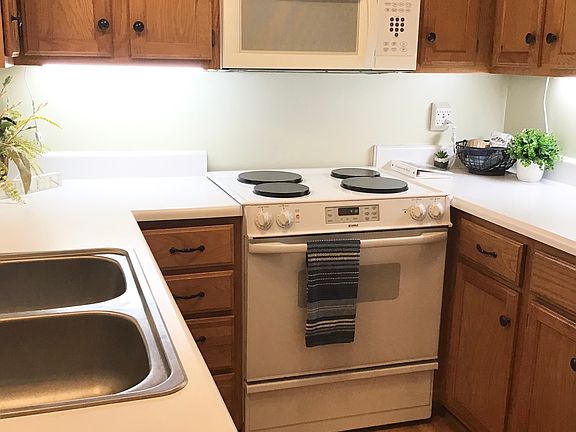 5th image of 5329 Collegeview Dr