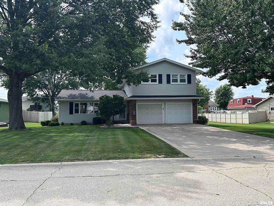 1st image of 2732 Montague Dr