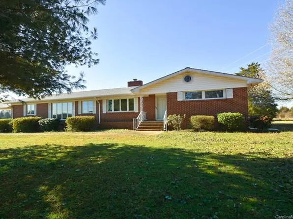 13309 Sledge Rd, Charlotte, NC 28278