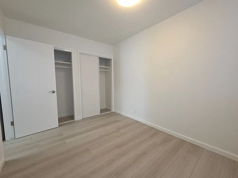 240-246 Cruzero St #244 — Photo 9