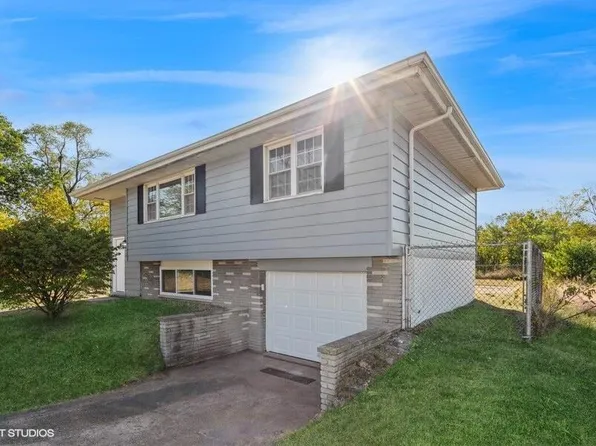 2116 Roosevelt Pl, Gary, IN 46404